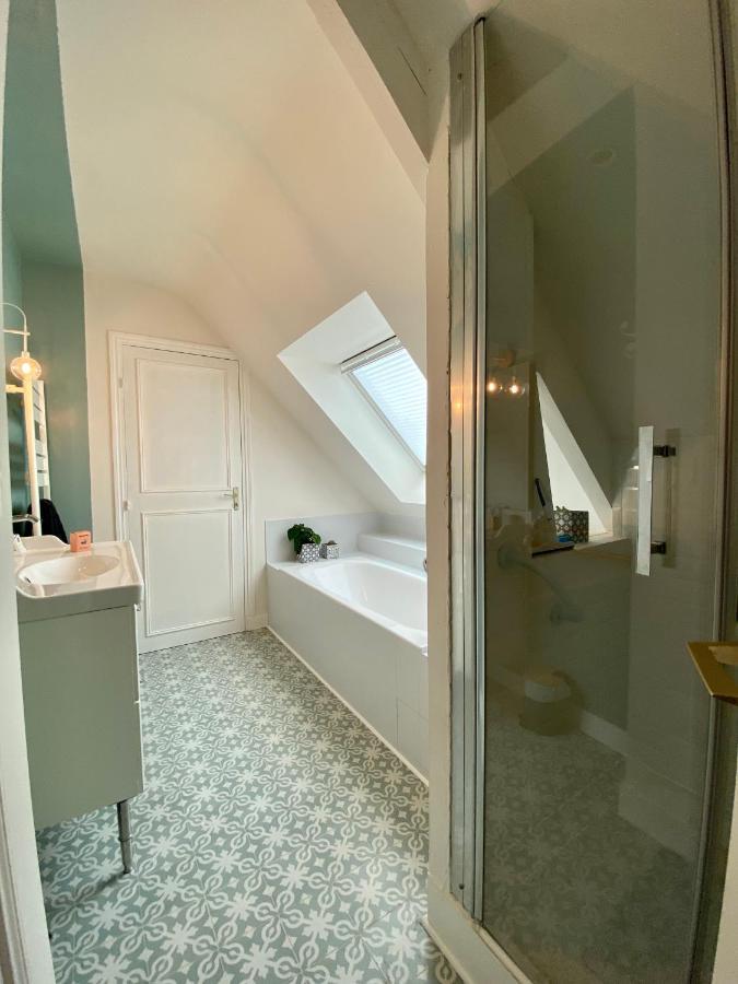 L'Hirondelle - Maison Au Coeur Des Chateaux Мон Экстерьер фото